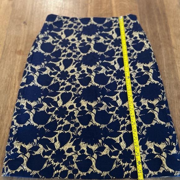 J. Crew Elegant Blue and Gold Patterned Pencil Skirt - Picture 2 of 4